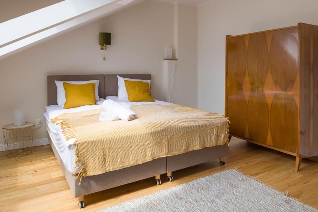 Charming Apartment In Perfect Location Cracovia Esterno foto